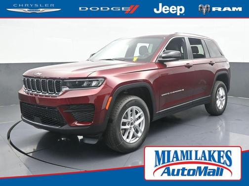 2025 Jeep Grand Cherokee Laredo