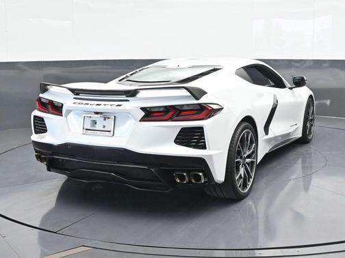 2023 Chevrolet Corvette Stingray w/2LT