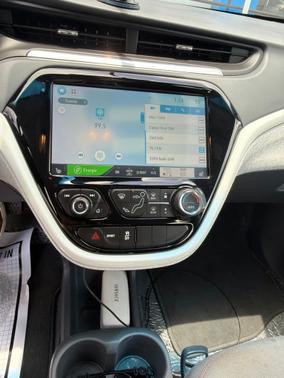 Summit White 2020 Chevrolet Bolt EV LT