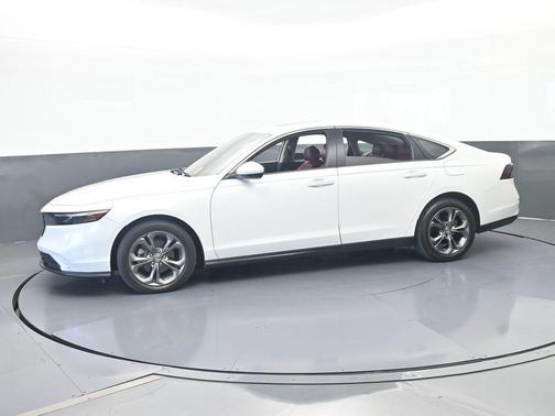 Platinum White Pearl 2023 Honda Accord EX
