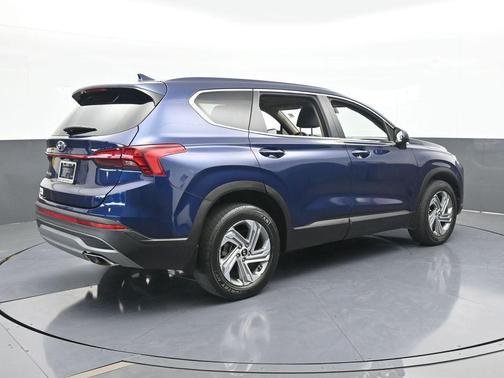 2021 Hyundai SANTA FE SE