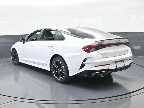 Glacial White Pearl 2024 Kia K5 GT-Line