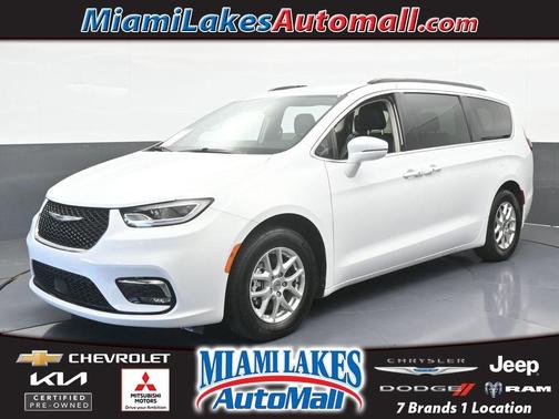 2022 Chrysler Pacifica Touring-L