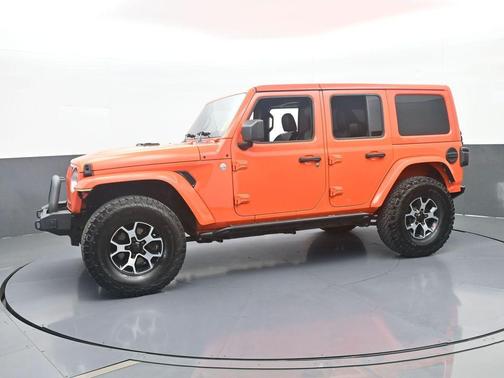 Metallic 2018 Jeep Wrangler Unlimited Sahara