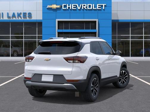 Summit White 2026 Chevrolet Trailblazer LT