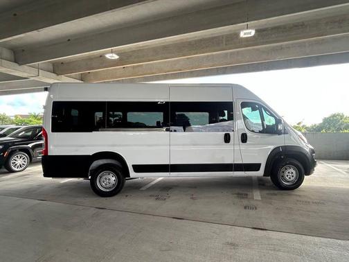 Bright White Clearcoat 2023 RAM ProMaster 3500 Window Van High Roof
