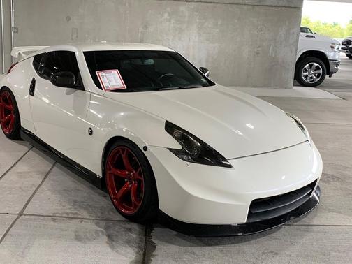 Photo 2 of 41 of 2013 Nissan 370Z NISMO