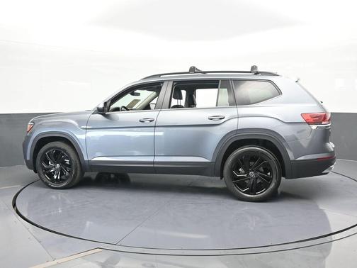 2023 Volkswagen Atlas 2.0T SE w/Technology