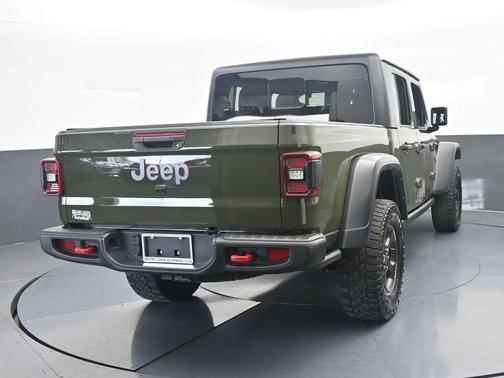 Sarge Green Clearcoat 2023 Jeep Gladiator Rubicon