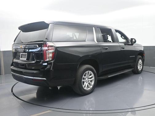 Black 2024 Chevrolet Suburban LT