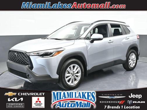 2023 Toyota Corolla Cross LE