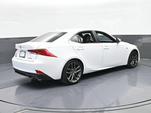 2018 Lexus IS 300 Base