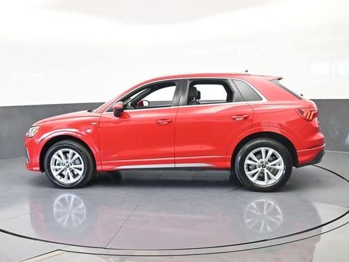 2025 Audi Q3 45 S line Premium