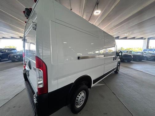 Bright White Clearcoat 2025 RAM ProMaster 2500 High Roof