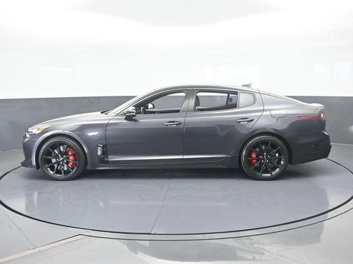 2023 Kia Stinger GT2