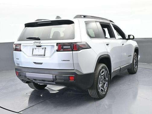 2026 Jeep Cherokee LAREDO/LIMITED