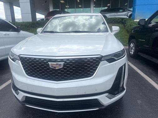 2021 Cadillac XT6 Luxury FWD