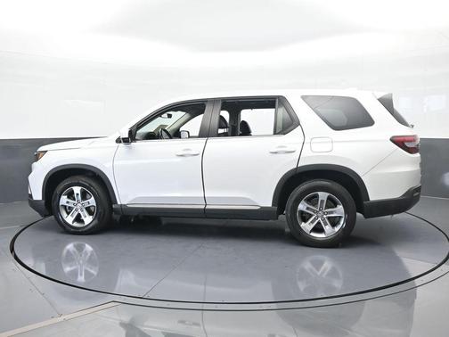 2023 Honda Pilot EX-L 8-Passenger