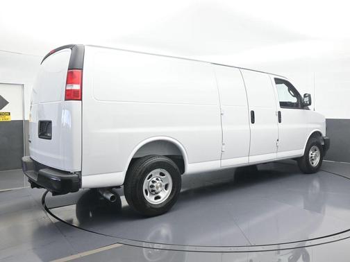 2025 Chevrolet Express 2500 Work Van