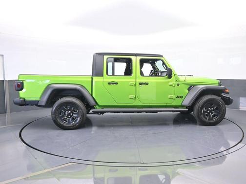 2025 Jeep Gladiator Sport