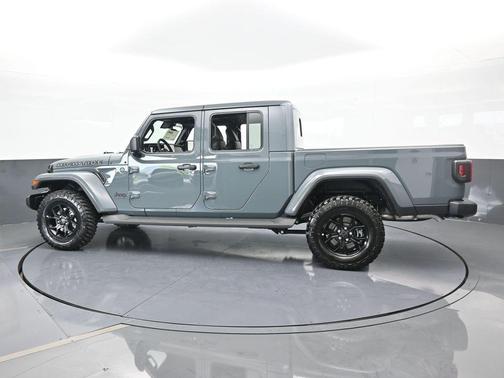 Anvil Clearcoat 2025 Jeep Gladiator Sport
