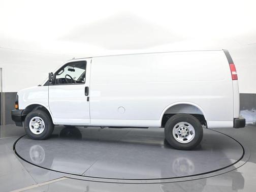2025 Chevrolet Express 2500 Work Van