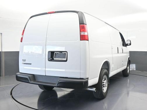 2025 Chevrolet Express 2500 Work Van