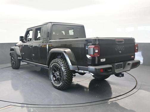 2024 Jeep Gladiator Sport