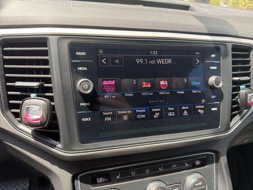 2021 Volkswagen Atlas 3.6 V6 SE w/ Technology