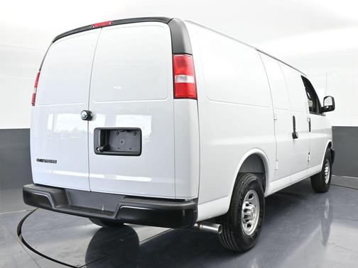 2025 Chevrolet Express 2500 Work Van