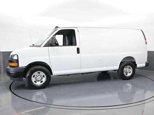 2025 Chevrolet Express 2500 Work Van