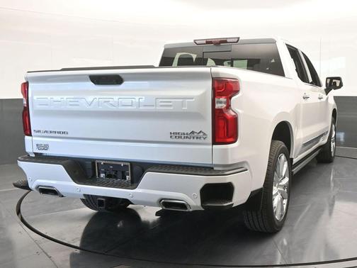 2025 Chevrolet Silverado 1500 High Country