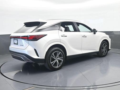 White 2024 Lexus RX 350 Premium