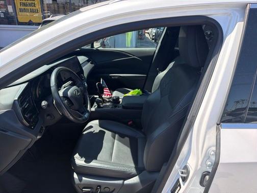 White 2024 Lexus RX 350