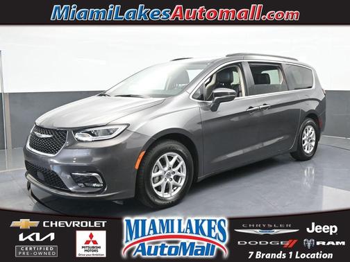 2022 Chrysler Pacifica Touring-L