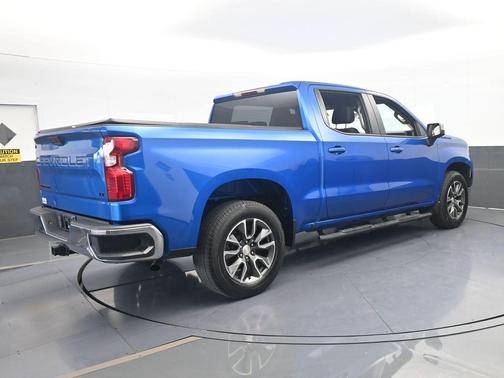 Glacier Blue Metallic 2022 Chevrolet Silverado 1500 LT