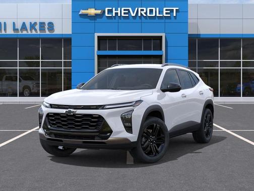 Summit White 2026 Chevrolet Trax ACTIV