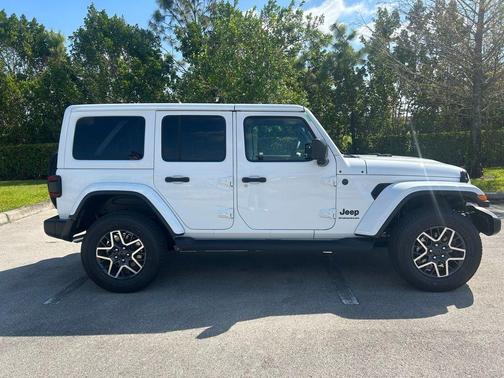 2025 Jeep Wrangler Sahara