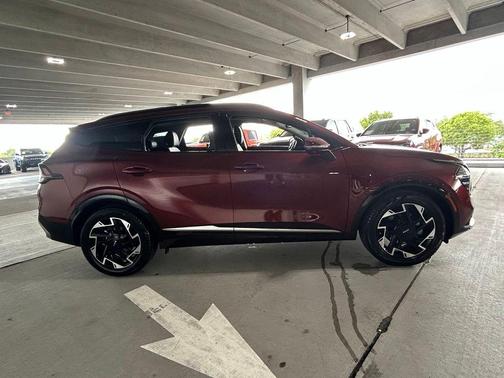 Red 2024 Kia Sportage SX-Prestige