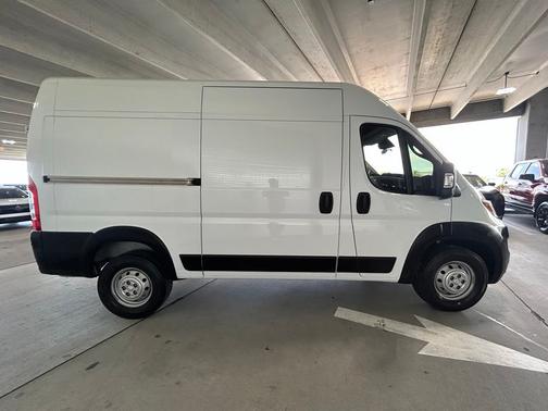 Bright White Clearcoat 2023 RAM ProMaster 1500 Base