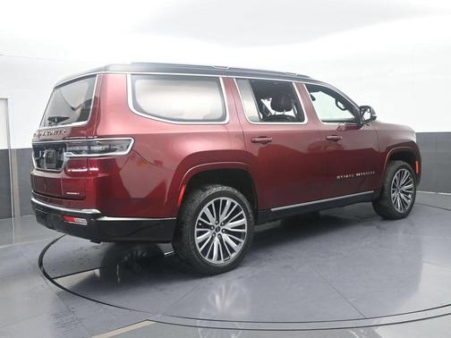 Velvet Red Pearlcoat 2022 Jeep Grand Wagoneer Series III