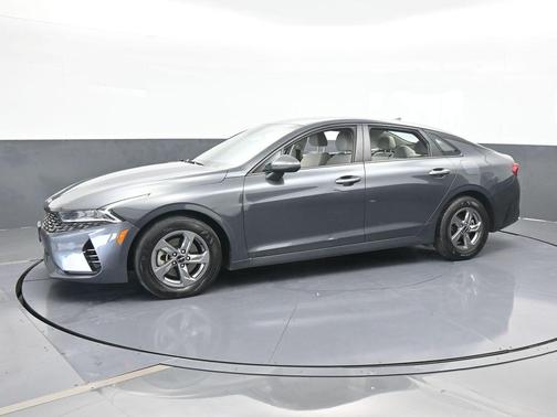 2022 Kia K5 LXS