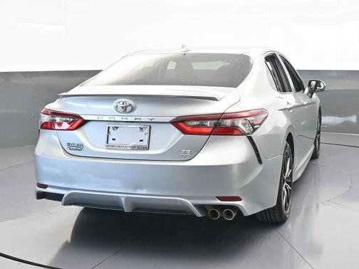 Celestial Silver Metallic 2021 Toyota Camry SE