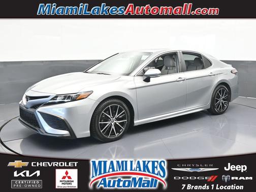 Celestial Silver Metallic 2021 Toyota Camry SE