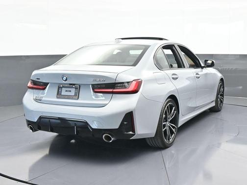 2024 BMW 330 i xDrive