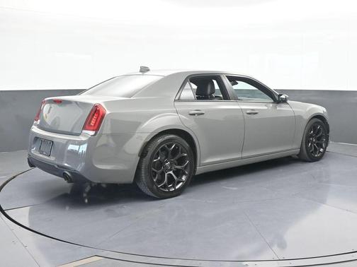 2019 Chrysler 300 S