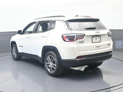 White Clearcoat 2020 Jeep Compass Latitude