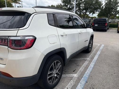 White Clearcoat 2020 Jeep Compass Latitude