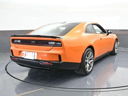 2025 Dodge Charger Daytona Scat Pack