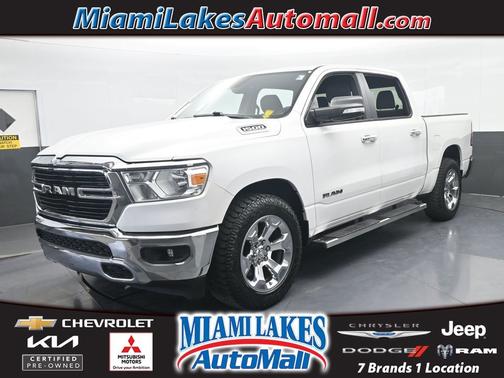 Bright White Clearcoat 2019 RAM 1500 Big Horn/Lone Star
